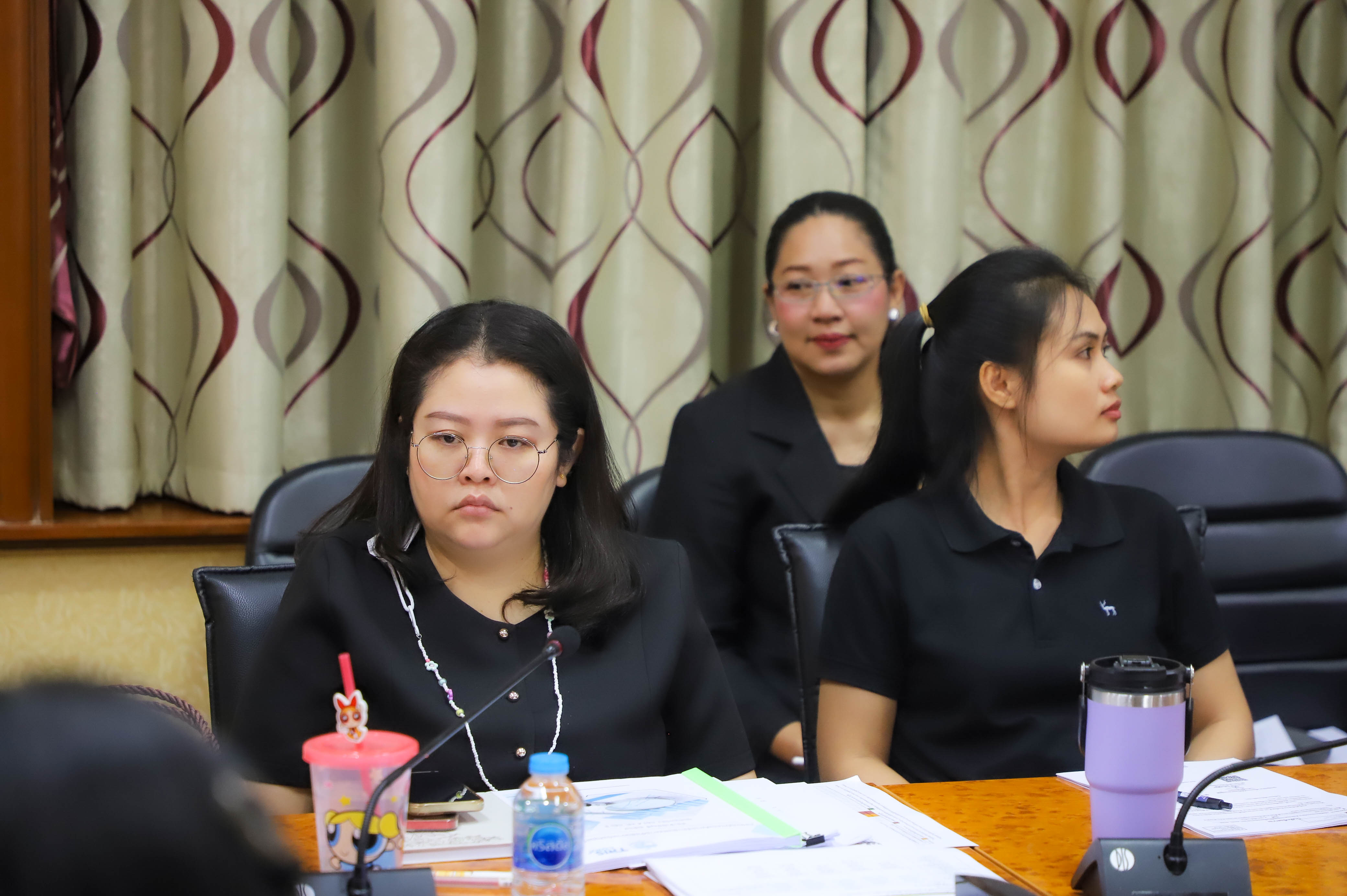 title - สบท. ประชุมชี้แจงและมอบหมายผู้รับผิดชอบในแต่ละตัวชี้วัดในส่วนที่เกี่ยวข้องกับกองทุนการปฏิรูปที่ดินเพื่อเกษตรกรรม ประจําปีงบประมาณ พ.ศ. 2569 